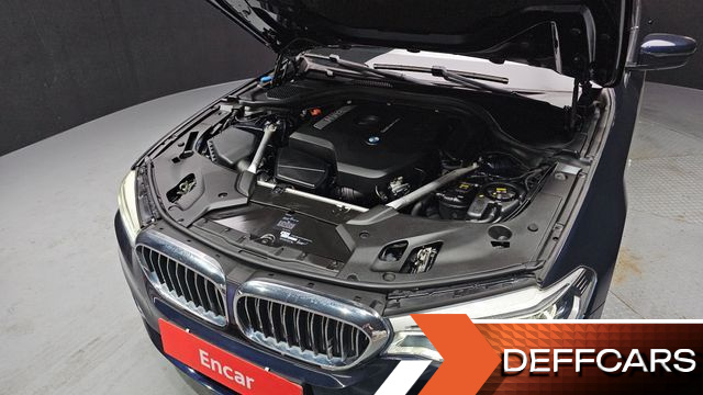 BMW 5-SERIES 530i Luxury Plus купить на сайте DeffCars