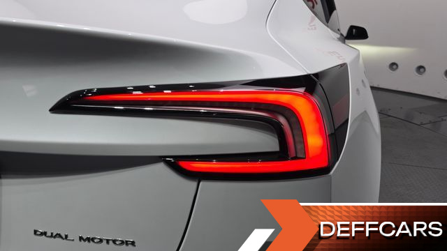 Tesla MODEL 3 Long Range AWD купить на сайте DeffCars