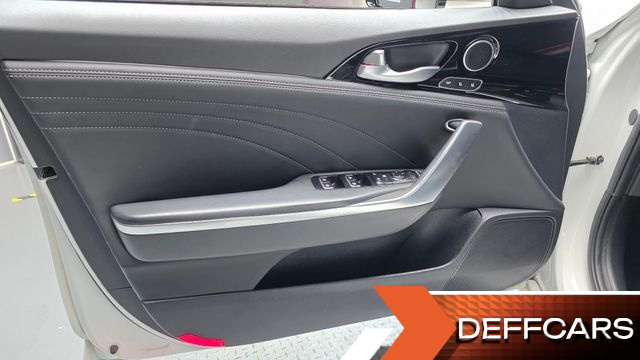 Kia STINGER 2.5 Platinum купить на сайте DeffCars