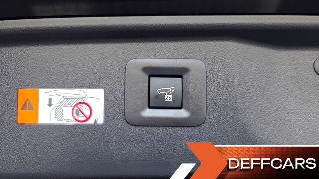 Toyota ALPHARD 2.5 HEV Executive AWD купить на сайте DeffCars