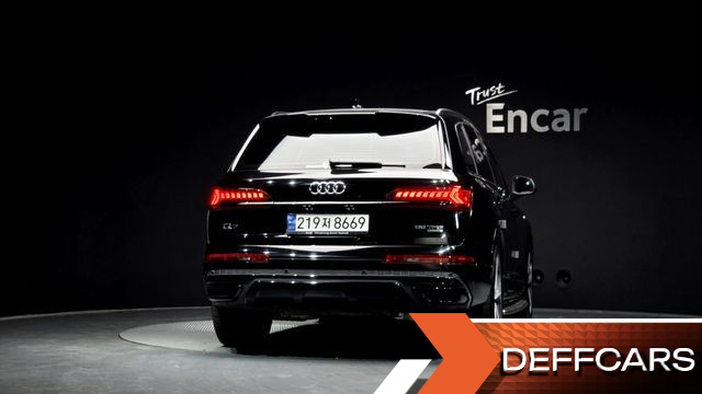 Audi Q7 55 TFSI Quattro Premium купить на сайте DeffCars