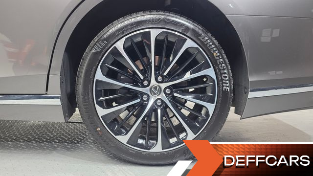 Lexus LS 3.5 Luxury AWD купить на сайте DeffCars
