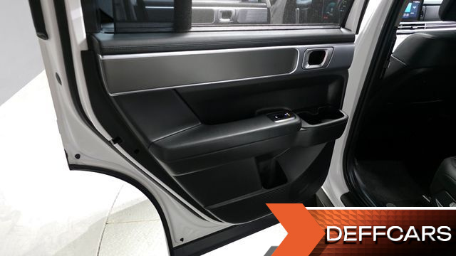 Hyundai SANTAFE HEV 1.6 2WD Prestige купить на сайте DeffCars