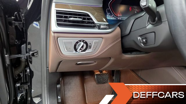 BMW 7-SERIES 740Li xDrive Design Pure Excellence купить на сайте DeffCars