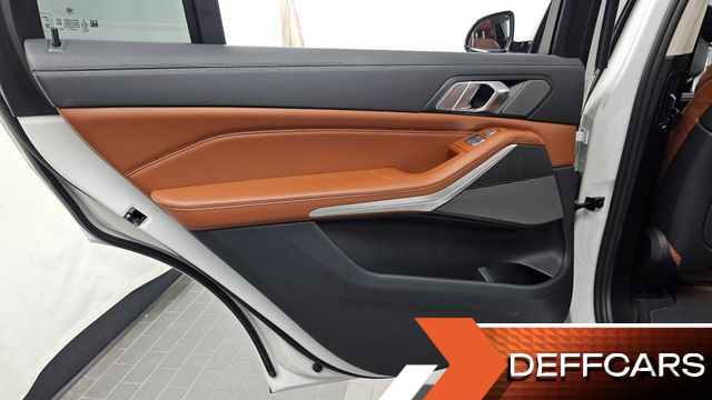 BMW X7 xDrive 40i Design Pure Excellence 6-Seater купить на сайте DeffCars