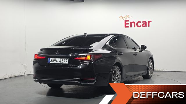Lexus ES Executive купить на сайте DeffCars