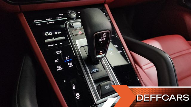 Porsche CAYENNE 3.0 PLATINUM EDITION купить на сайте DeffCars