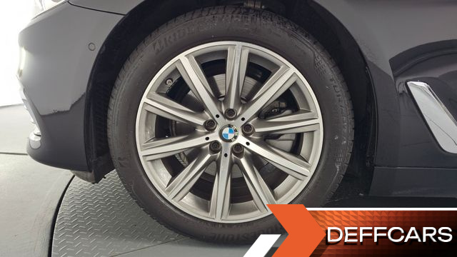 BMW 5-SERIES 520i Luxury купить на сайте DeffCars