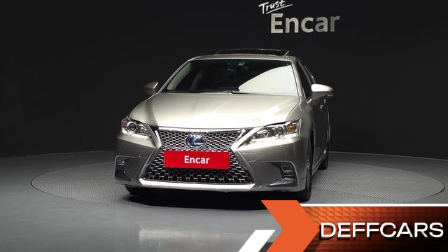 Lexus CT200H 1.8 Supreme ZWA10 купить на сайте DeffCars