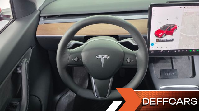 Tesla MODEL Y Long Range AWD купить на сайте DeffCars