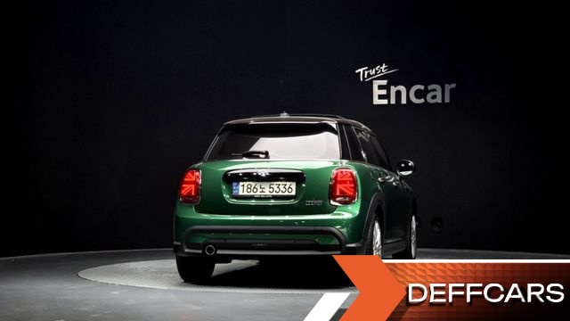 Mini COOPER Classic Plus Launch Pack Third Generation купить на сайте DeffCars