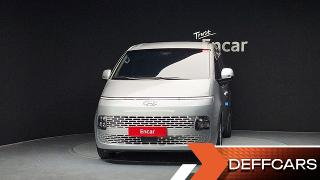 Hyundai STARIA L3.5 Cargo 5-Seater Modern купить на сайте DeffCars