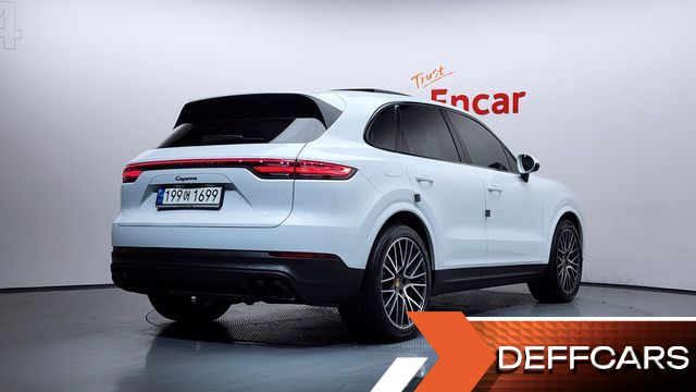 Porsche CAYENNE 3.0 купить на сайте DeffCars