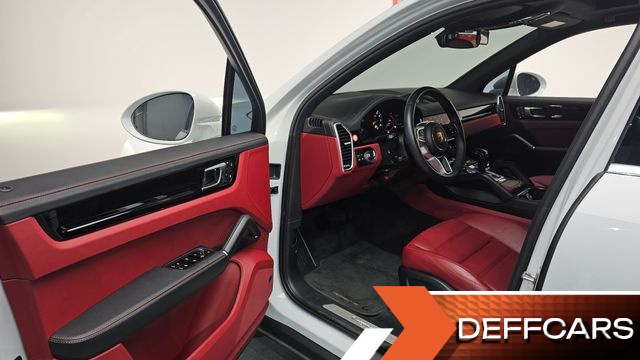 Porsche CAYENNE 3.0 PLATINUM EDITION купить на сайте DeffCars