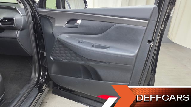 Hyundai SANTAFE Gasoline 2.0T 2WD Exclusive купить на сайте DeffCars