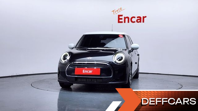 Mini COOPER 5Door Classic Third Generation купить на сайте DeffCars