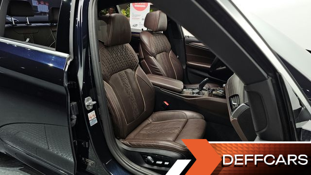 BMW 5-SERIES 520d xDrive M Sport Package Plus купить на сайте DeffCars