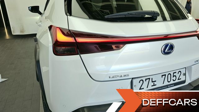 Lexus UX 2.0 AWD купить на сайте DeffCars
