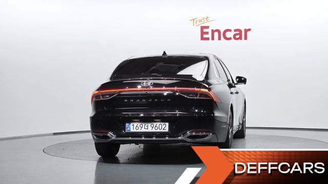 Hyundai GRANDEUR 3.3 Le Blanc купить на сайте DeffCars