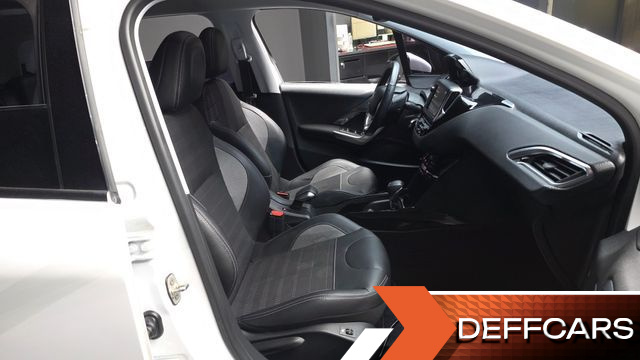 Peugeot 2008 1.5 BlueHDi Allure купить на сайте DeffCars