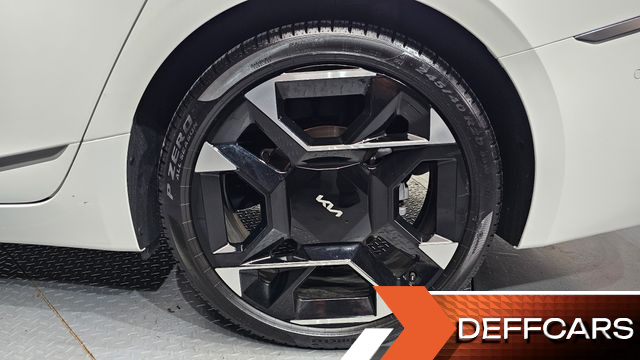 Kia K8 2.5 Gasoline 2WD Signature купить на сайте DeffCars