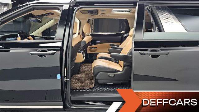 Kia CARNIVAL Gasoline 9-Seater Signature купить на сайте DeffCars