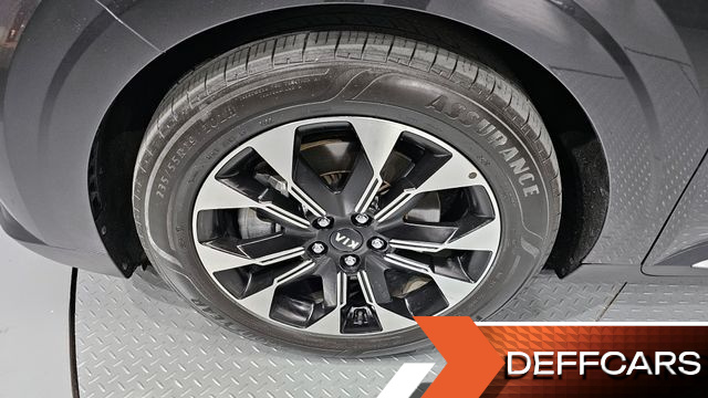 Kia CARNIVAL 7-Seater Noblesse купить на сайте DeffCars