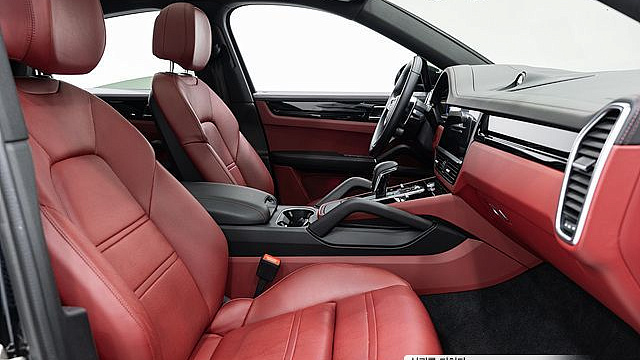 Porsche CAYENNE 3.0 E-Hybrid Coupe купить на сайте DeffCars