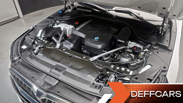 BMW 5-SERIES 520i M Sport купить на сайте DeffCars