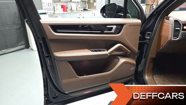 Porsche CAYENNE 3.0 купить на сайте DeffCars