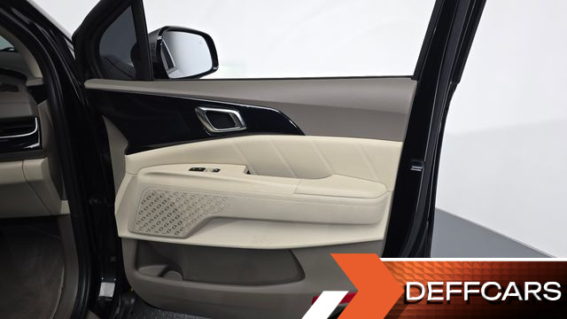 Kia CARNIVAL 9-Seater Gravity купить на сайте DeffCars