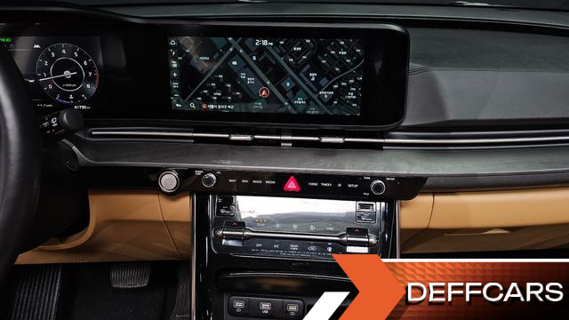 Kia CARNIVAL Gasoline 9-Seater Signature купить на сайте DeffCars