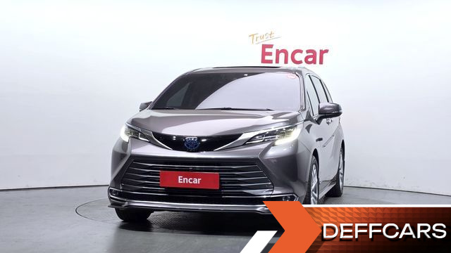 Toyota SIENNA 2.5 Hybrid 2WD купить на сайте DeffCars