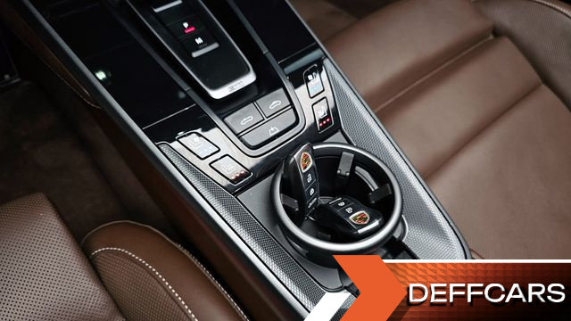 Porsche 911 Carrera 4 Cabriolet купить на сайте DeffCars