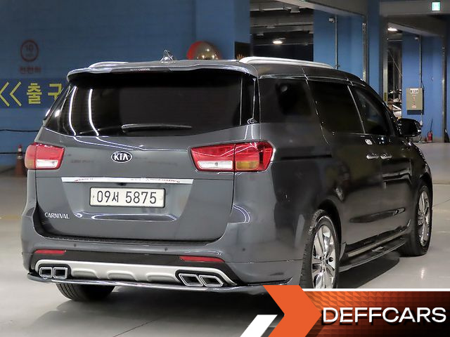 Kia CARNIVAL 9-seater Noblesse купить на сайте DeffCars