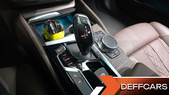 BMW 5-SERIES 530i M Sport Package Plus купить на сайте DeffCars