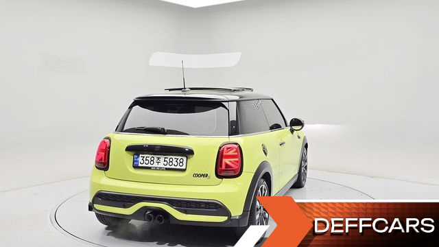 Mini COOPER Classic Launch Pack Third Generation купить на сайте DeffCars