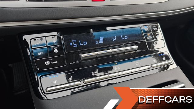 Hyundai GRANDEUR 2.5 Premium Choice купить на сайте DeffCars