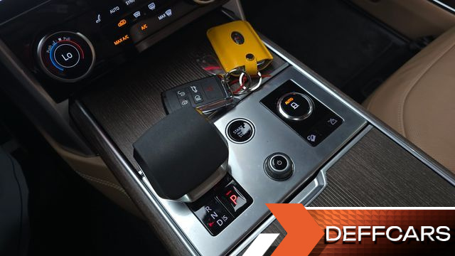 Land Rover RANGE ROVER P530 Autobiography Long Wheel Base купить на сайте DeffCars
