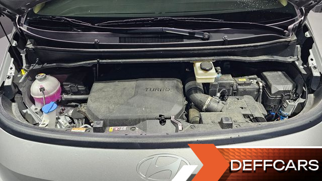 Hyundai STARIA 4WD Tourer 11-Seater Modern купить на сайте DeffCars