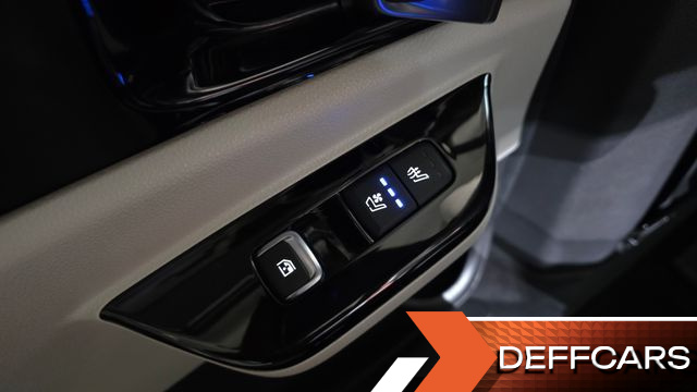 Kia CARNIVAL 9-Seater Signature купить на сайте DeffCars