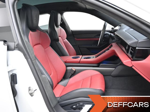 Porsche TAYCAN Turbo S купить на сайте DeffCars