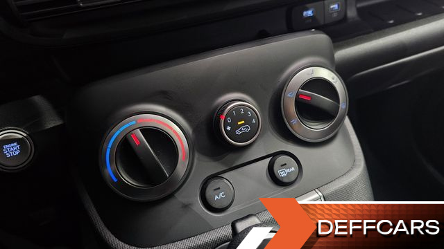 Hyundai CASPER Turbo The Essential Light купить на сайте DeffCars