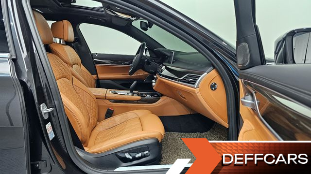 BMW 7-SERIES 740Li xDrive Design Pure Excellence купить на сайте DeffCars