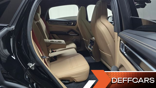 Porsche CAYENNE 4.0 Turbo Coupe купить на сайте DeffCars