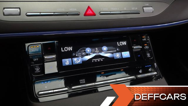 Hyundai GRANDEUR 2.5 Premium Choice купить на сайте DeffCars