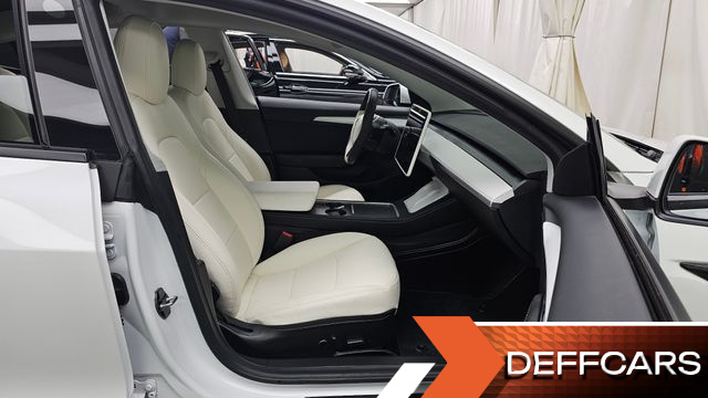 Tesla MODEL 3 Long Range AWD купить на сайте DeffCars