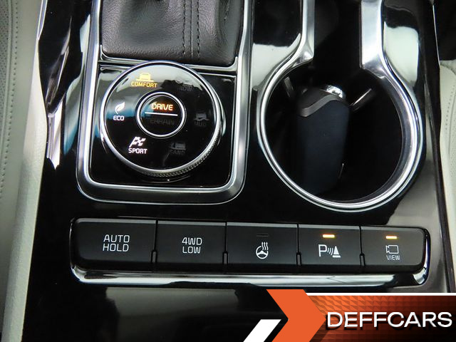 Kia MOHAVE Diesel 3.0 4WD 6-Seater Masters купить на сайте DeffCars