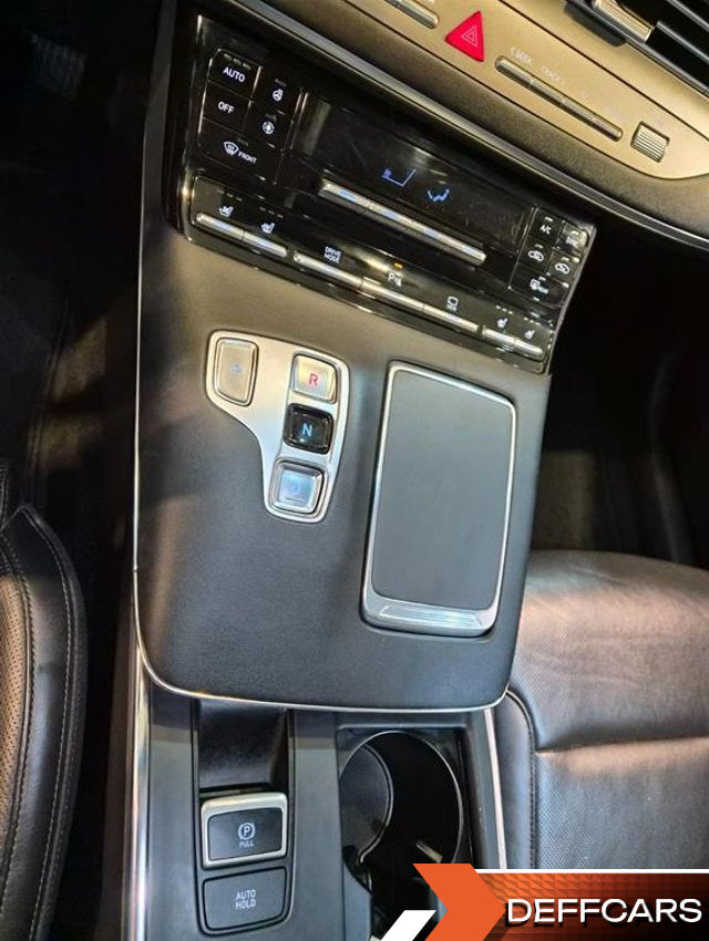 Hyundai GRANDEUR 2.5 Premium Choice купить на сайте DeffCars