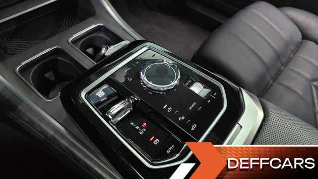 BMW 7-SERIES 740i sDrive Design Pure Excellence купить на сайте DeffCars
